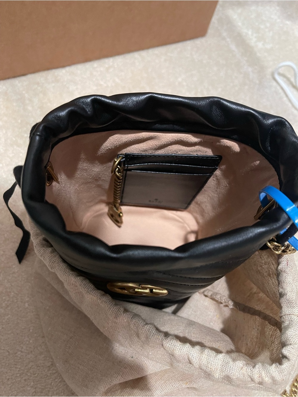 Gucci black Marmont Bucket Bag - Picture 8 of 8